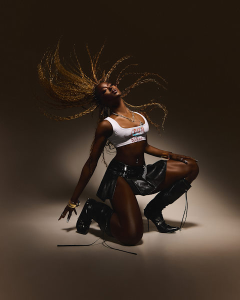 Janiq flowers and fantasies