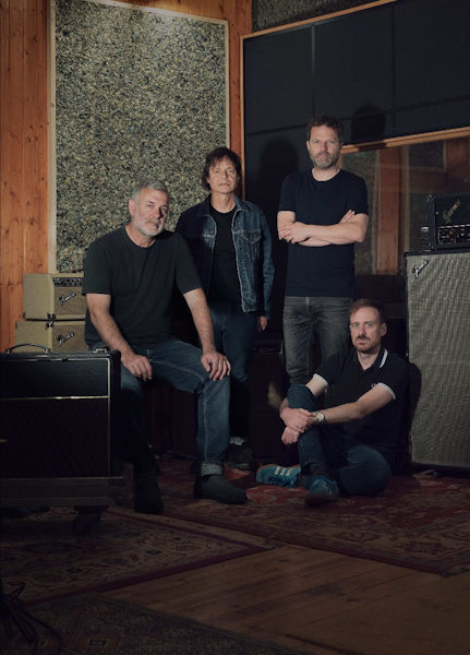 La Habitación Roja 001