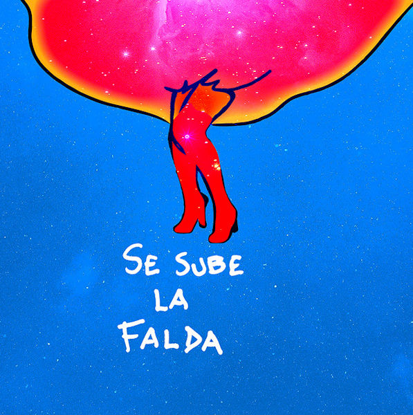 Marlena se sube la falda