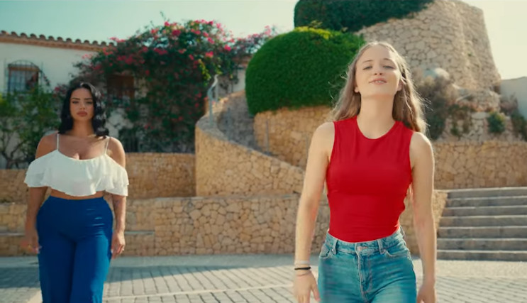 Zaira y Carmen Ferre